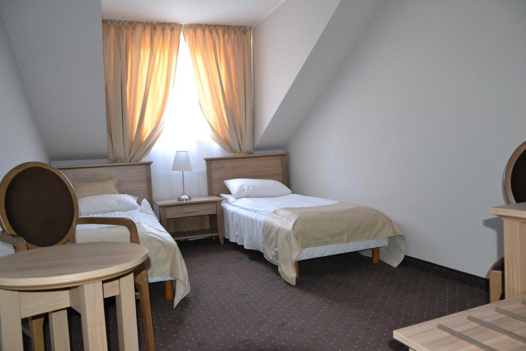 Hotel&Restauracja Zlote Runo Góra Kalwaria 객실 사진